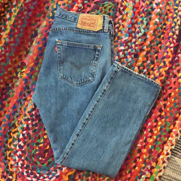 Perfectly worn vintage quality Levi 501 jeans - Picture 2 of 8